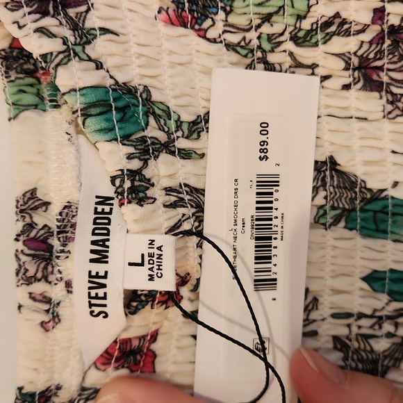 Steve Madden sweetheart neck smocked dress - Picture 2 of 4